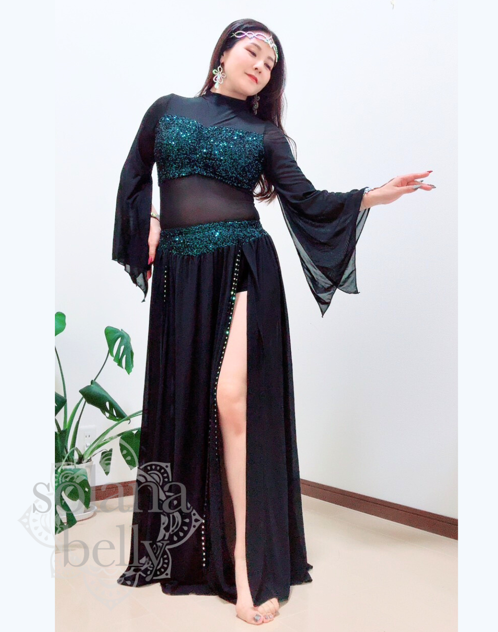 【着用イメージ有】ベリーダンス セットアップ スパンコール付き 楽天市場】ベリーダンス 衣装 上下セット スパンコール キラキラ