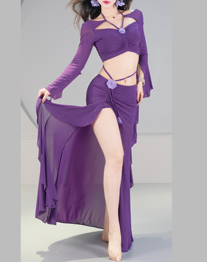 ベリーダンス レッスン着 衣装として着用できる初心者向けセットアップで、スカートの揺れと脚のラインが分かる横向きの動作シーン