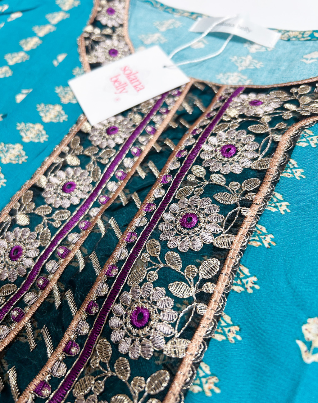 送料無料】上品な刺繍とオリエンタル柄｜ベリーダンス衣装に羽織れる