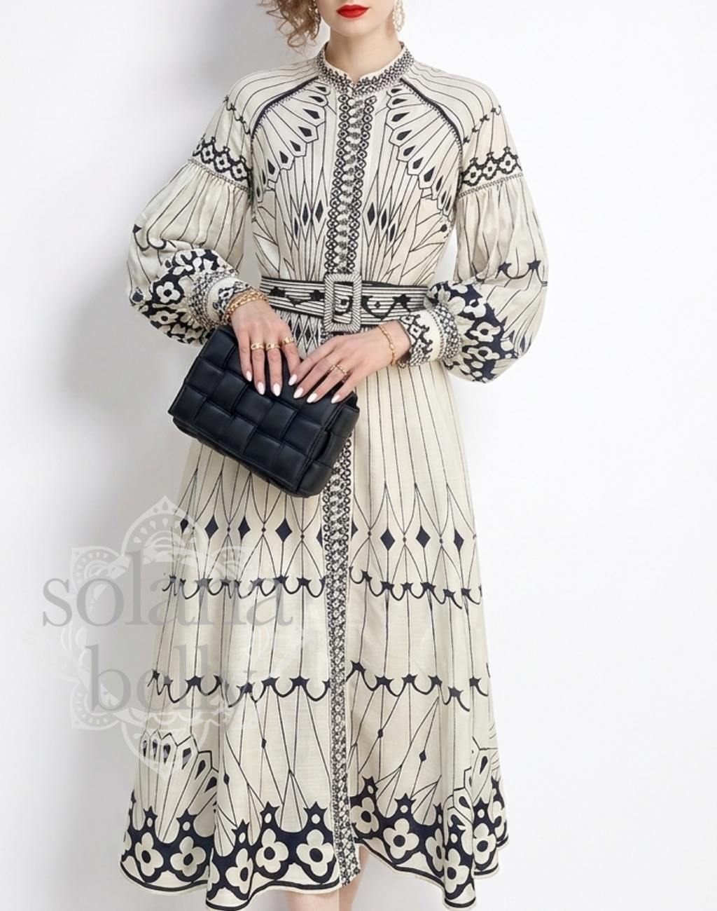 【OUTLET】クラシカルモノトーン　ガラベーヤワンピース　AP0148WH