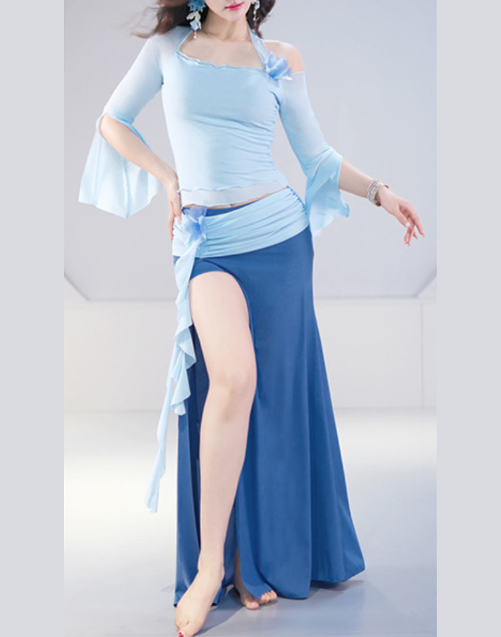 【新品未使用】solana belly ベリーダンス衣装 全品送料無料ベリーダンス衣装・レッスン着・アクセサリー